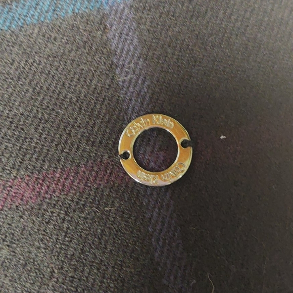 HP!!🥳🥳❤️Calvin Klein Scarf - Picture 2 of 4